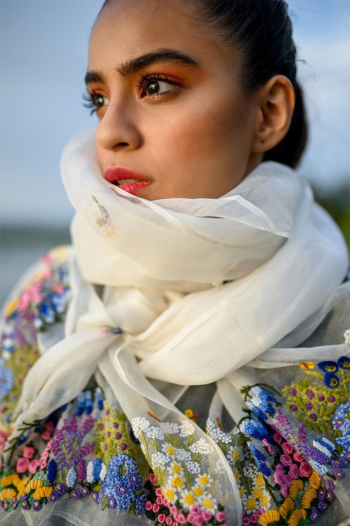 Extra image for Periwinkle Organza Stole