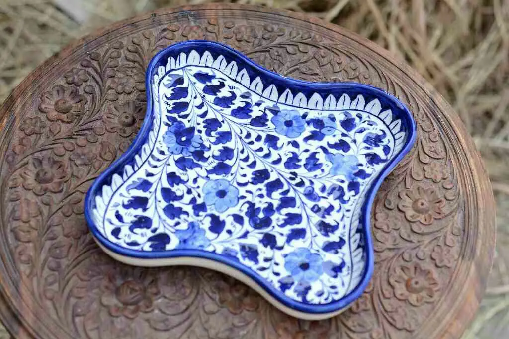 [PK0363-HM-TRY-026010] Blue Pottery Star Shape Serving Dish.webp