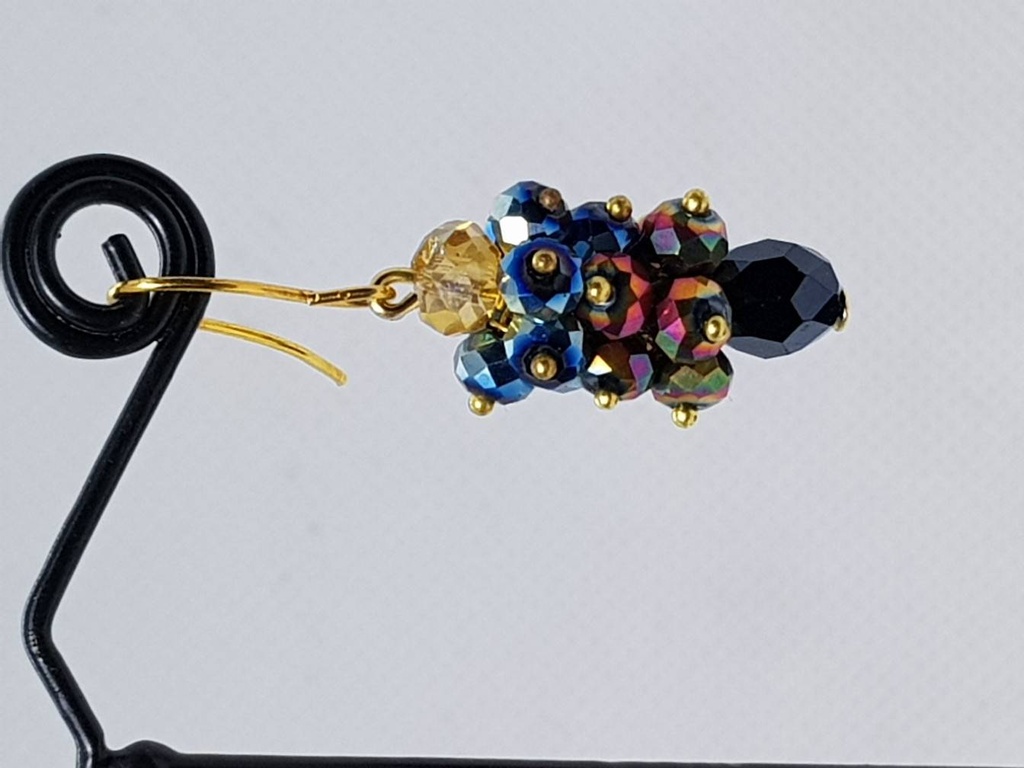 Double toned grape vine earrings IMG # 1