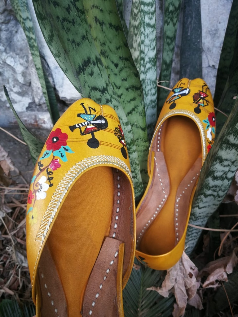 Hand Painted Leather Khussa