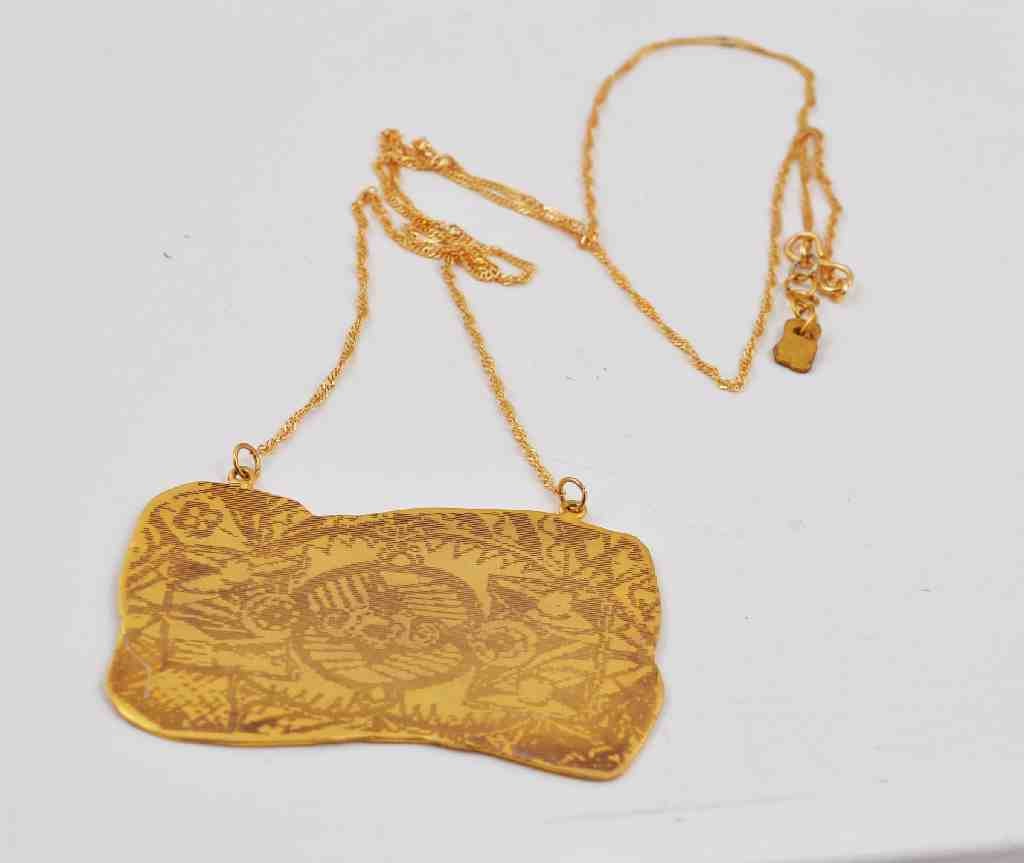 pendent IMG # 1