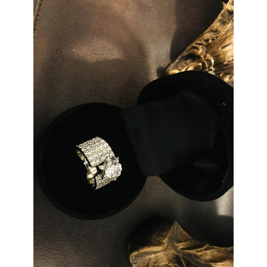 Zircon heaven ring