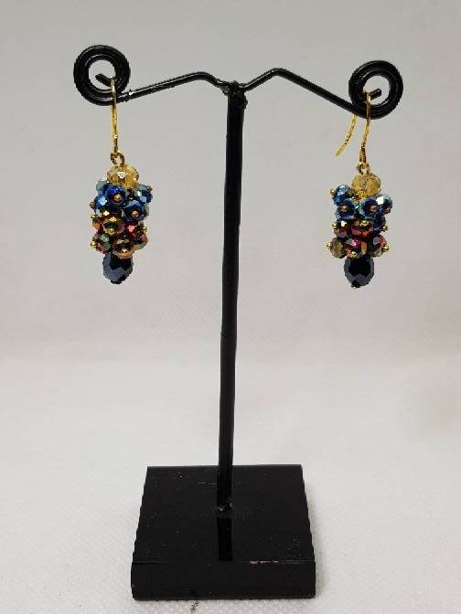 Double toned grape vine earrings