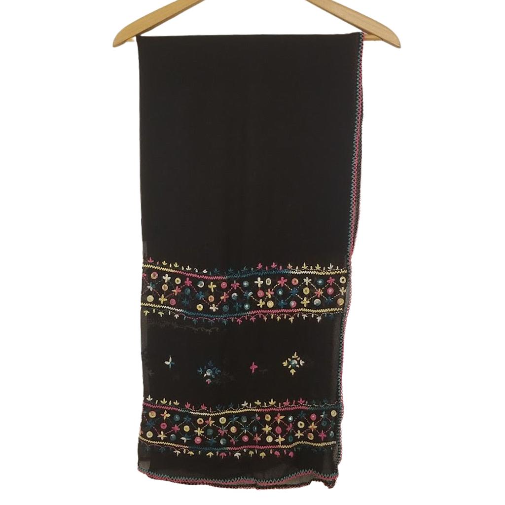 Embroidered Chiffon Staller