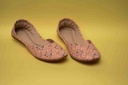 Floral Print Design Khussa