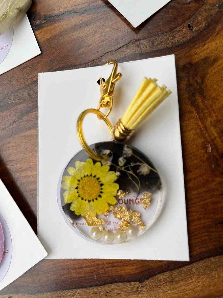 Resin keychain