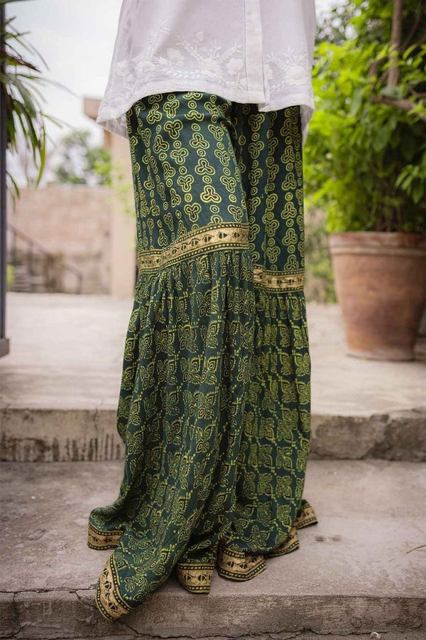 Ajrak Sharara