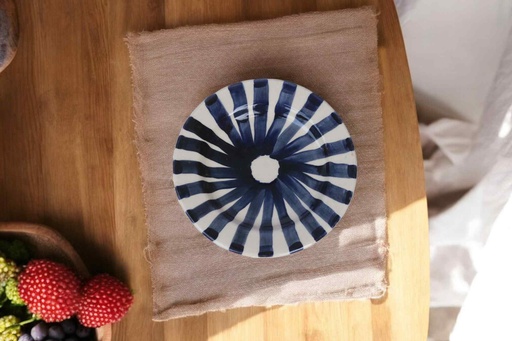 [PK9650-HM-BKT-030011] Blue Pottery Quarter Plate