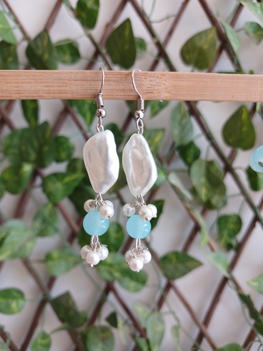 TRENDY EARRINGS